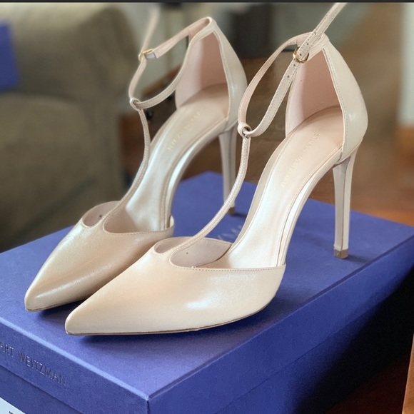 **SOLD** STUART WEITZMAN Amity T Strap Napa Leather Heels Size 7 - Picture 1 of 6